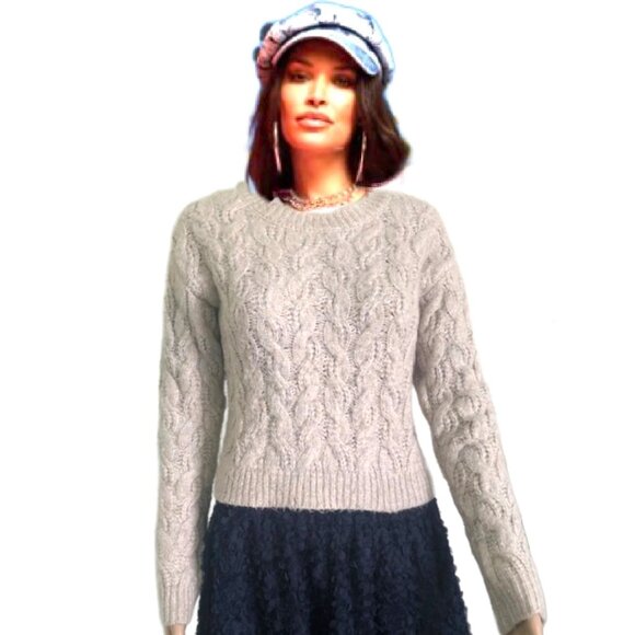 JESSICA SIMPSON Cable Knit Crew Neck Soft Beige-Lilac Pullover Sweater Sz XS - Picture 3 of 6